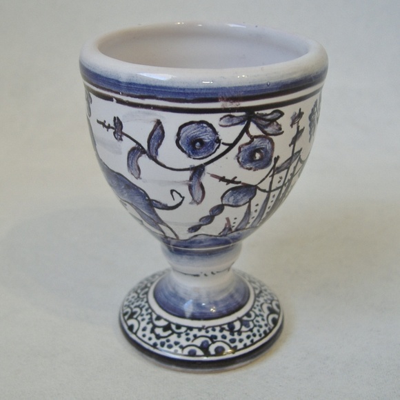 Egg Cup Estrela De Conimbriga Portugal Pottery Vintage Floral Flowers Dog Signed - Picture 1 of 8